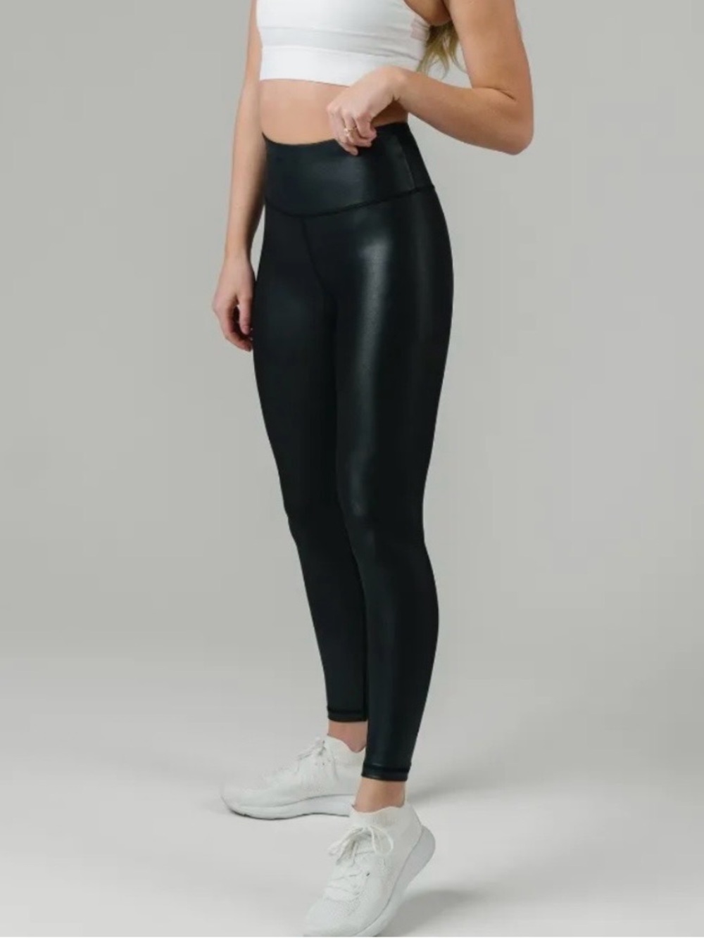 Zyia Active Black Metallic Light N Tight Hi-Rise 7/8 Leggings